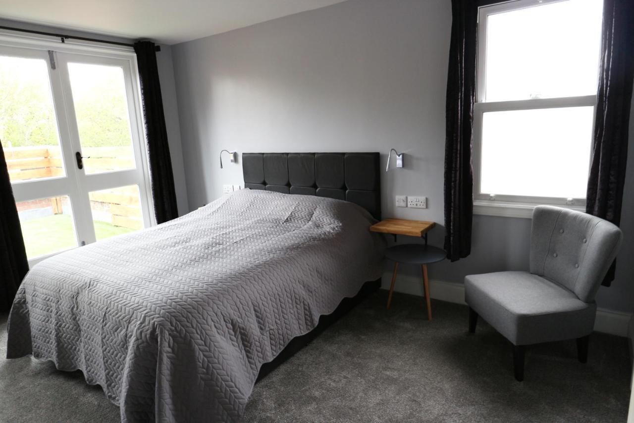 Number 33 Room Only Вітбі Екстер'єр фото